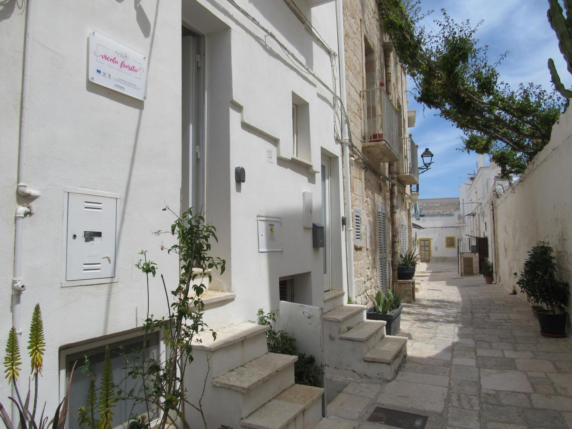 بولينيانو آ ماري Vicolo Fiorito B&B المظهر الخارجي الصورة