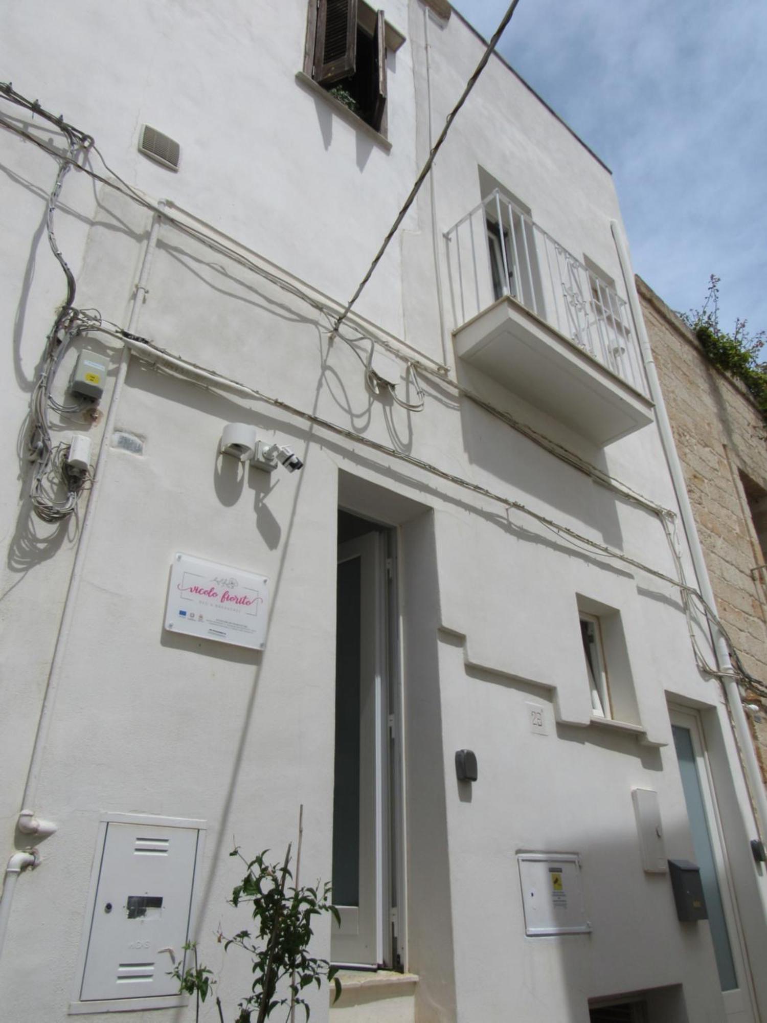 بولينيانو آ ماري Vicolo Fiorito B&B المظهر الخارجي الصورة