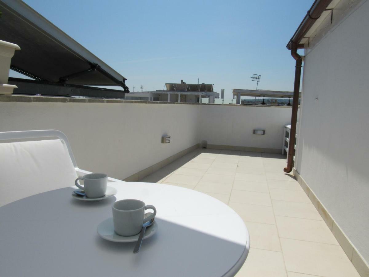 بولينيانو آ ماري Vicolo Fiorito B&B المظهر الخارجي الصورة