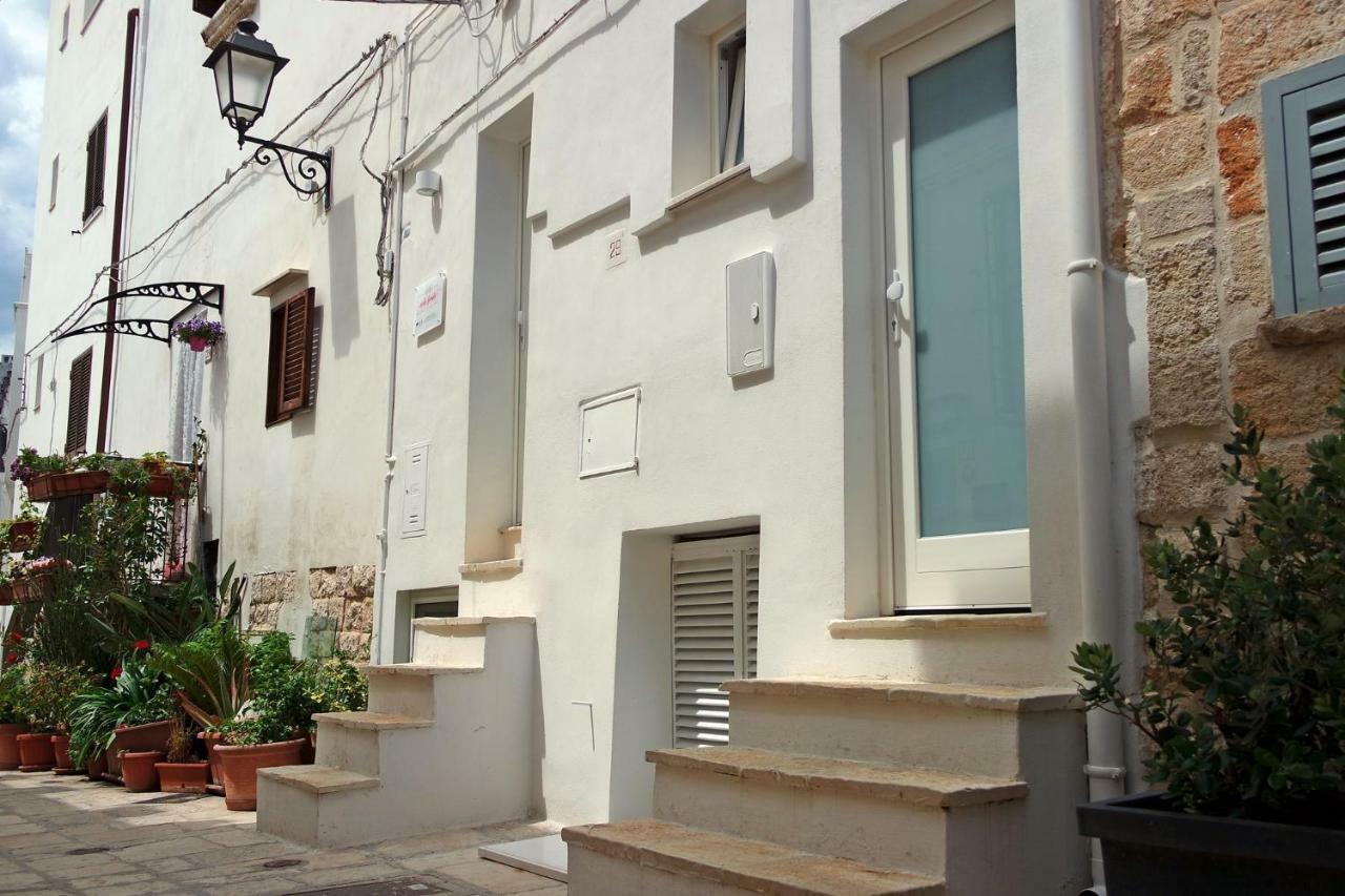 بولينيانو آ ماري Vicolo Fiorito B&B المظهر الخارجي الصورة